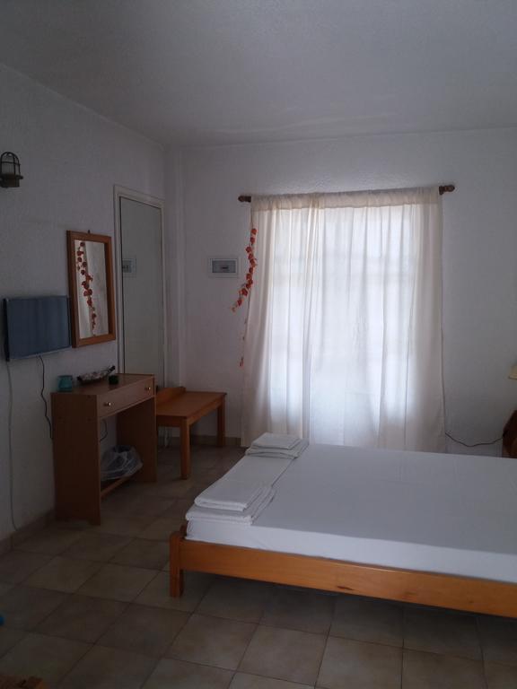 Apaggio Apartments Katapola Exterior photo