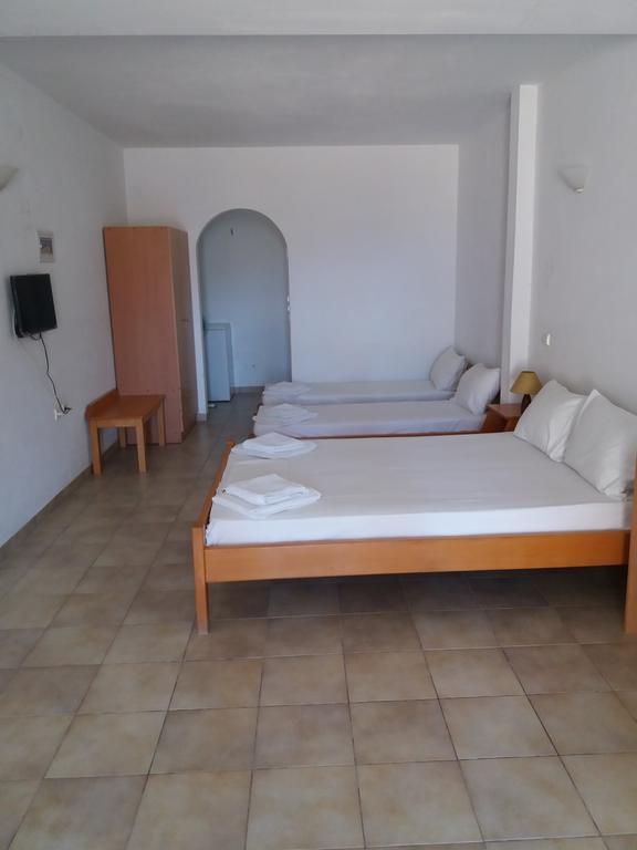 Apaggio Apartments Katapola Exterior photo